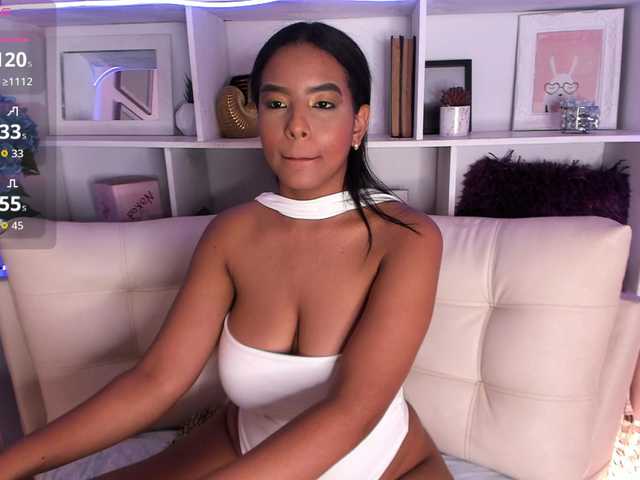 Irinaf's BongaCams show and profile