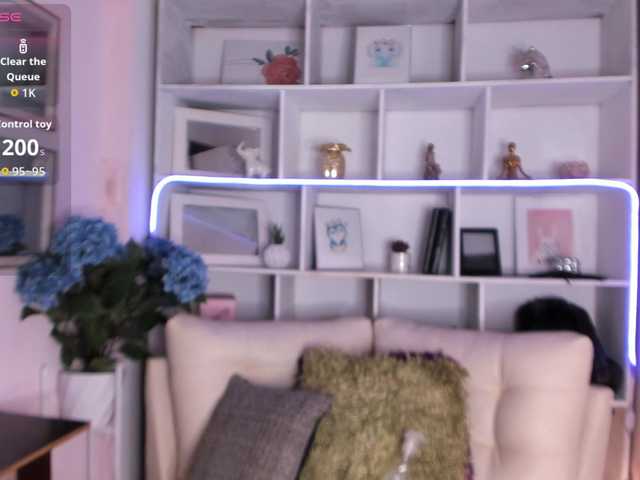 Irinaf live webcam show