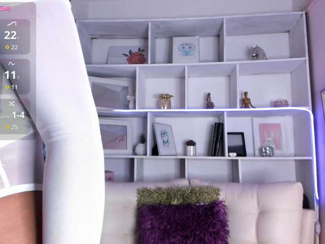 Irinaf live cam on BongaCams