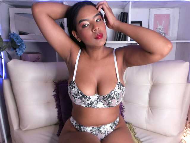 Irinaf live cam