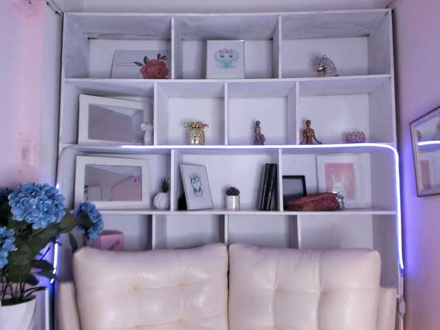 Irinaf live cam