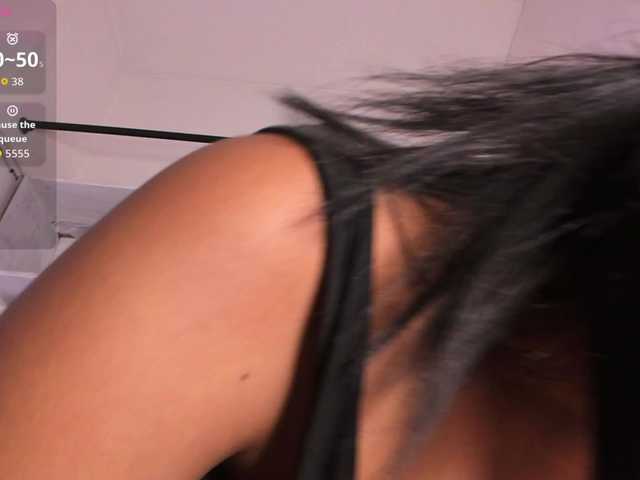 Irinaf's BongaCams show and profile