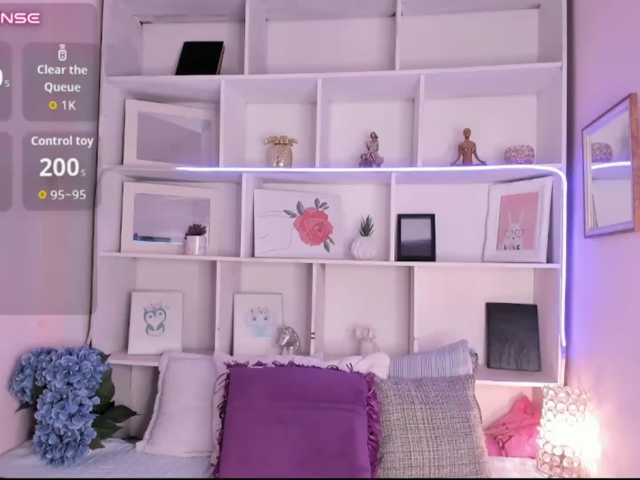 Irinaf live cam on BongaCams