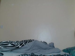Tasty-Tamara's Live Webcam