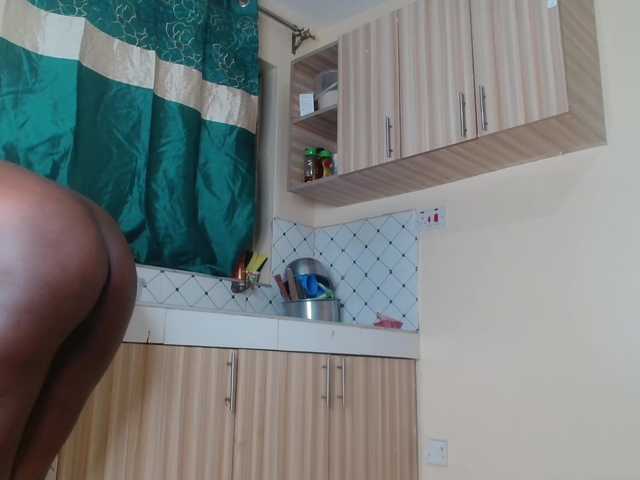 Tasty-Tamara live cam on BongaCams