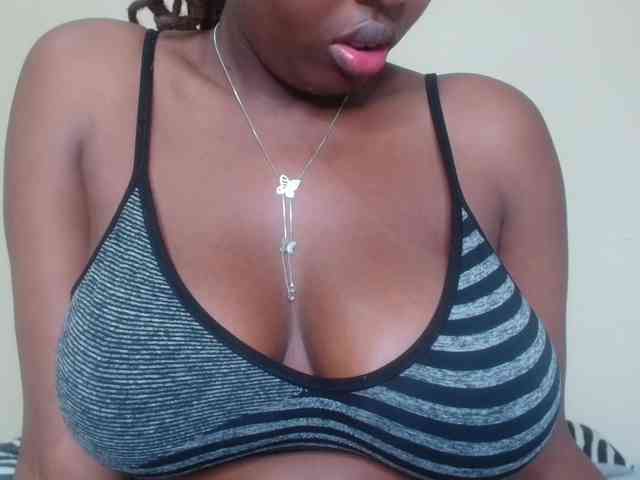 Tasty-Tamara webcam