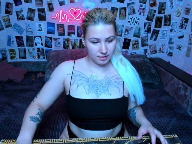 Ulya11Cutex's BongaCams show and profile