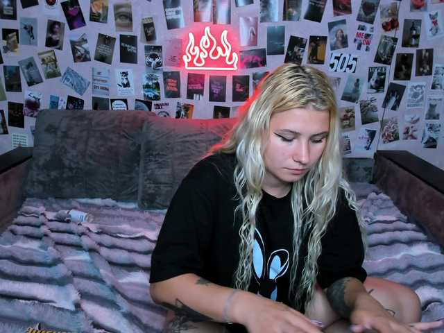 video Ulya11Cutex