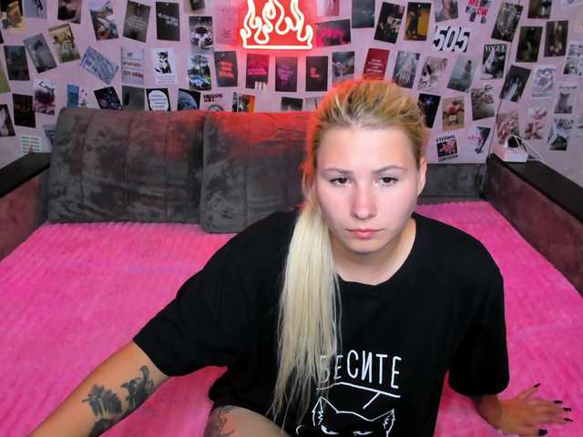 Ulya11Cutex live cam on BongaCams