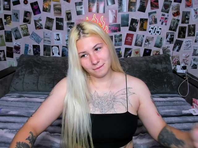 Ulya11Cutex live cam on BongaCams