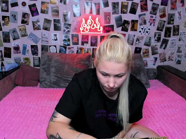 Ulya11Cutex live cam on BongaCams