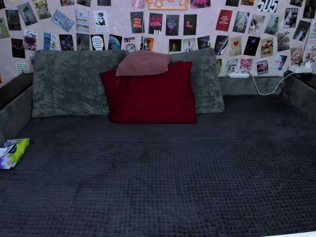 le modèle Ulya11Cutex est en webcam porno dans un show sur le site bongacams, il possède les tags suivants: White/Caucasian,Blonde,Shaved