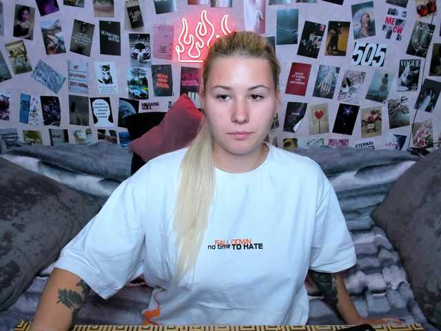 Ulya11Cutex live cam on BongaCams