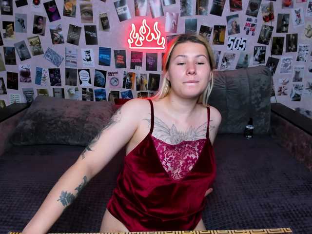 Ulya11Cutex live cam on BongaCams