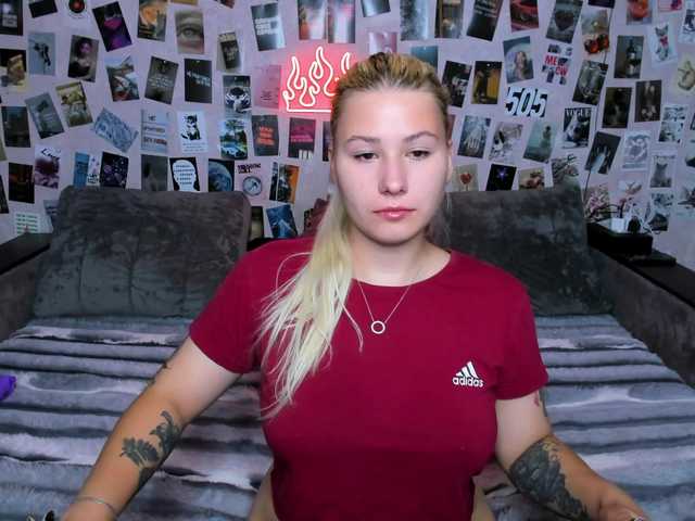 Ulya11Cutex live webcam show