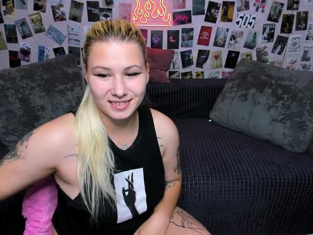 Ulya11Cutex live cam on BongaCams