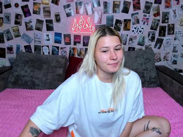 Ulya11Cutex live cam on BongaCams