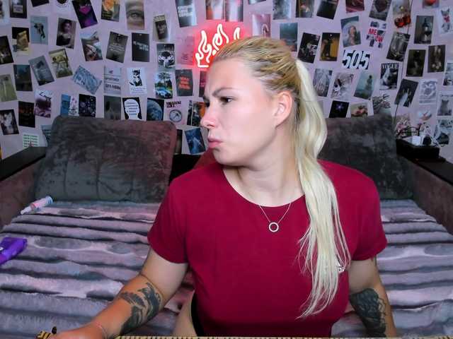 Ulya11Cutex live cam on BongaCams