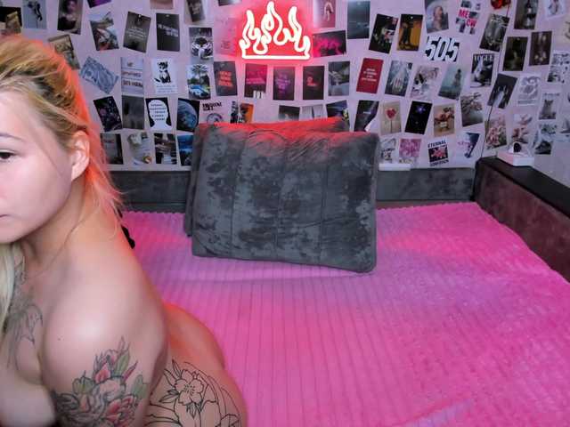 Ulya11Cutex live cam on BongaCams