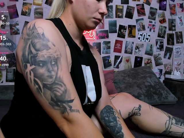Ulya11Cutex live cam on BongaCams