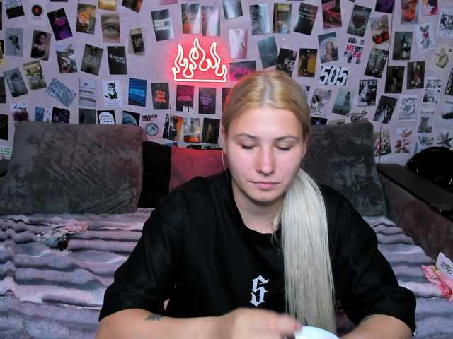 Ulya11Cutex live cam on BongaCams