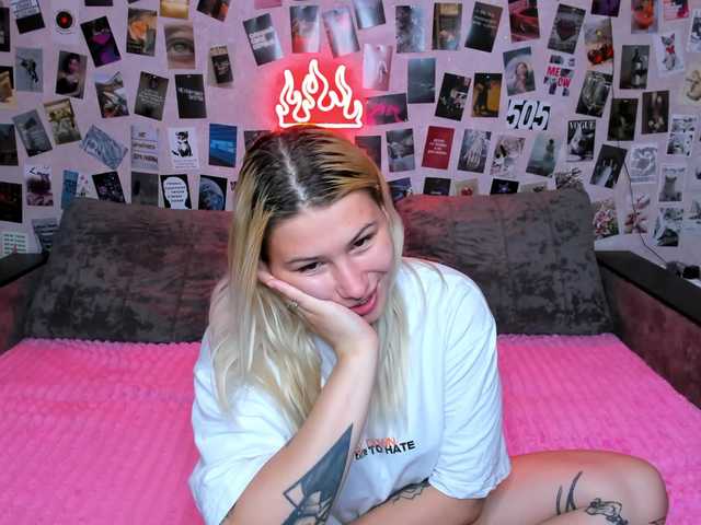 Ulya11Cutex live cam on BongaCams