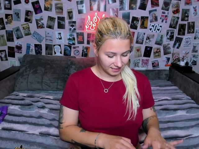 Ulya11Cutex live cam on BongaCams