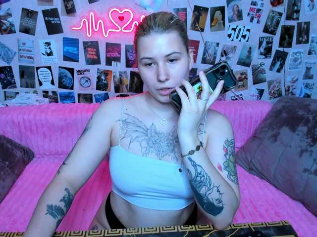 Ulya11Cutex's BongaCams show and profile