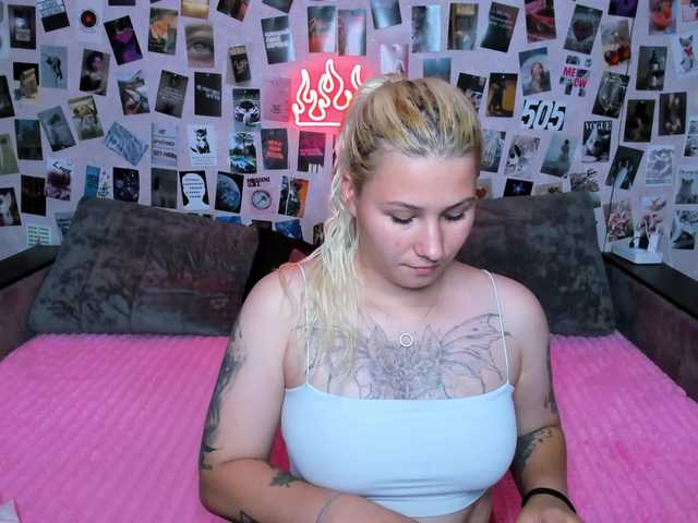 Ulya11Cutex live cam on BongaCams
