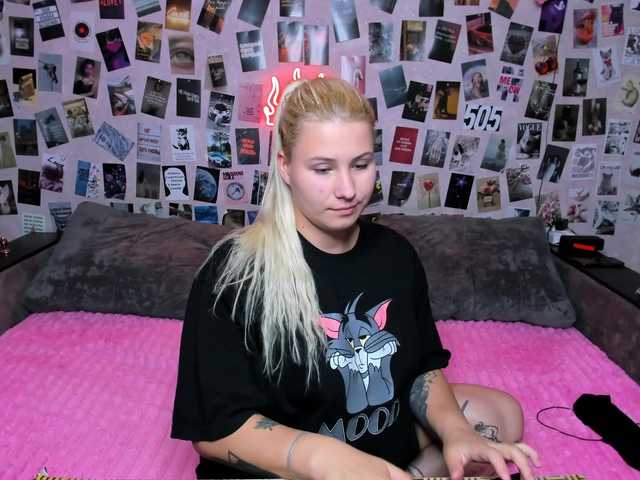 Ulya11Cutex live cam on BongaCams