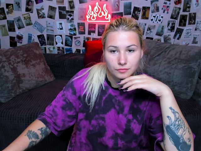Ulya11Cutex live cam on BongaCams