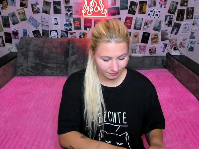 Ulya11Cutex live cam on BongaCams