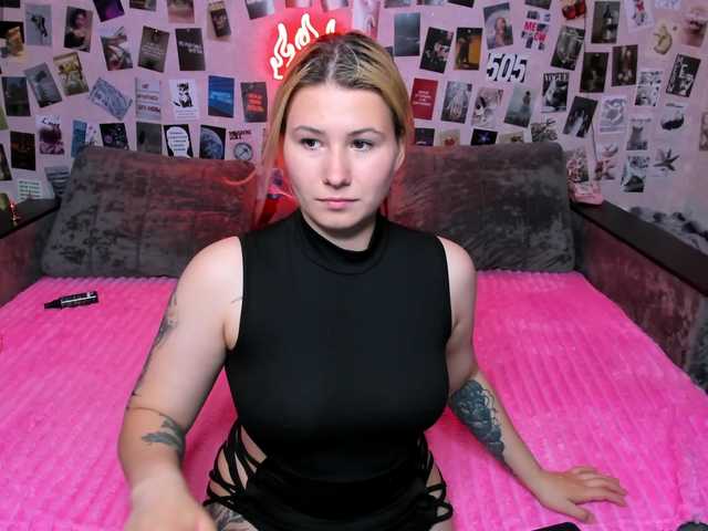 Ulya11Cutex live cam on BongaCams