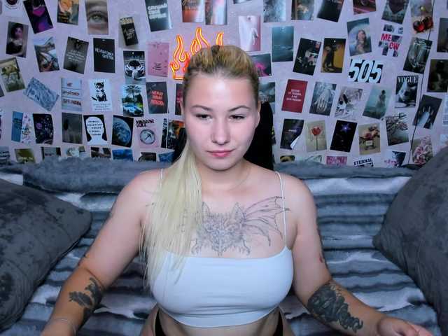 Ulya11Cutex live webcam show