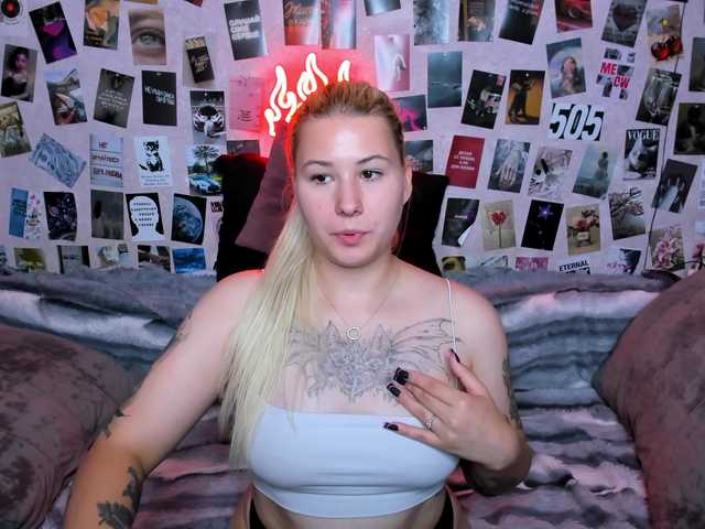 Ulya11Cutex live webcam show