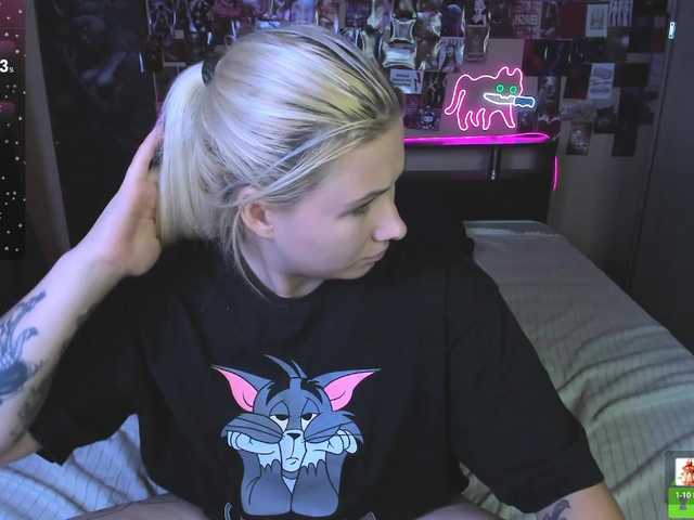 Ulya11Cutex live cam on BongaCams