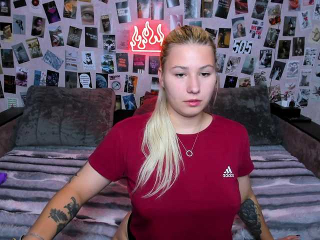 Ulya11Cutex live webcam show