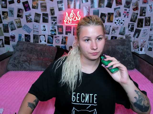Ulya11Cutex live cam on BongaCams