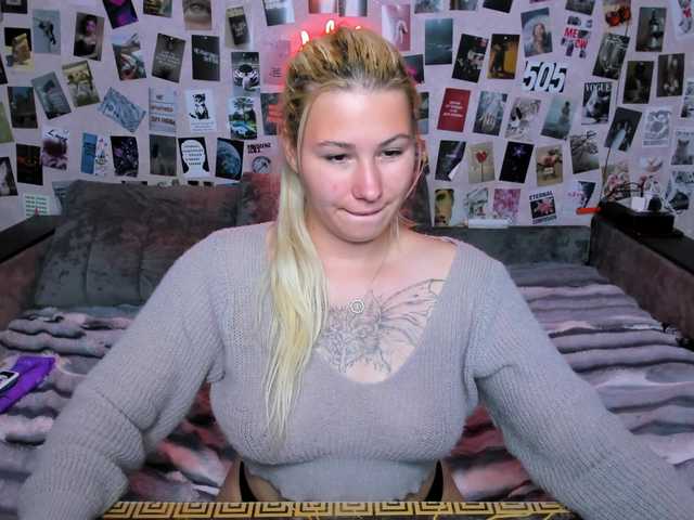 Ulya11Cutex live webcam show