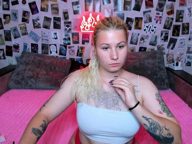 Ulya11Cutex live cam on BongaCams