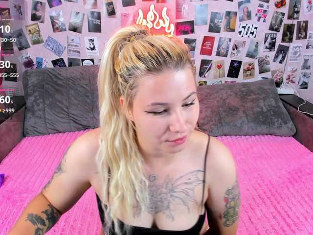 Ulya11Cutex live cam on BongaCams