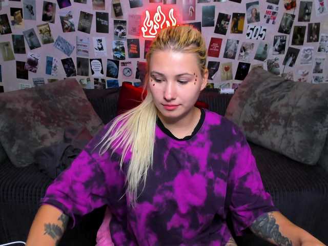 Ulya11Cutex live webcam show