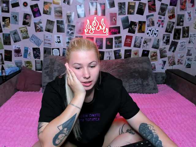 Ulya11Cutex live cam on BongaCams