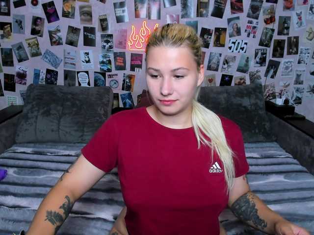 Ulya11Cutex live webcam show
