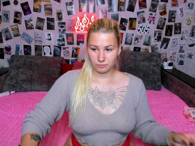 Ulya11Cutex live cam on BongaCams