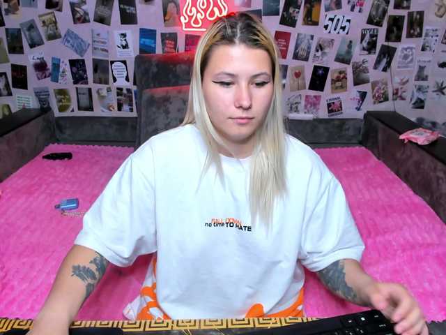 Ulya11Cutex live cam on BongaCams