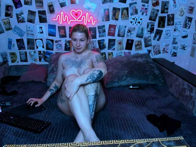 Ulya11Cutex's BongaCams show and profile