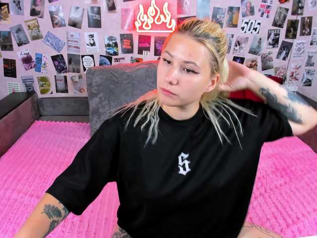 Ulya11Cutex live cam on BongaCams