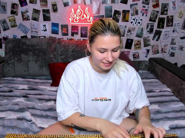 Ulya11Cutex live cam on BongaCams