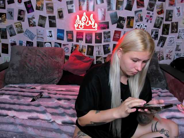 Ulya11Cutex live cam on BongaCams